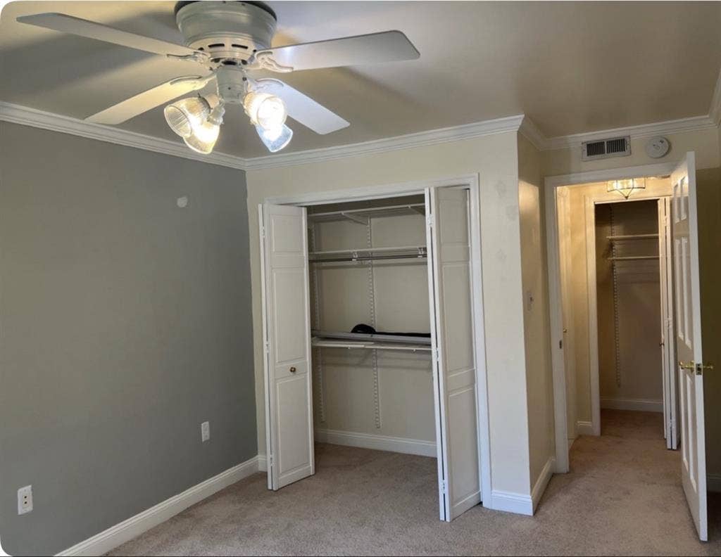 Room for rent in McLean Va