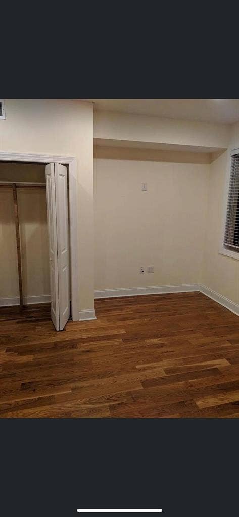 2 open rooms in Fairmount for July