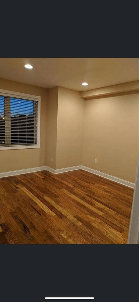 2 open rooms in Fairmount for July