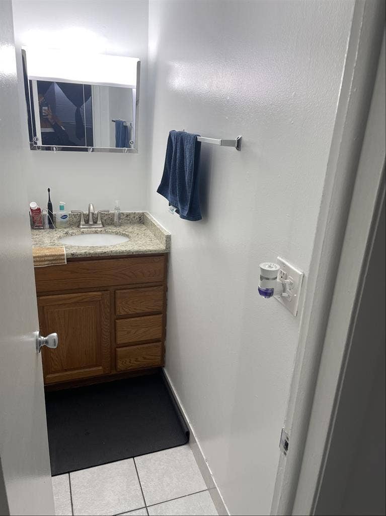 Great Apartment available for rent.