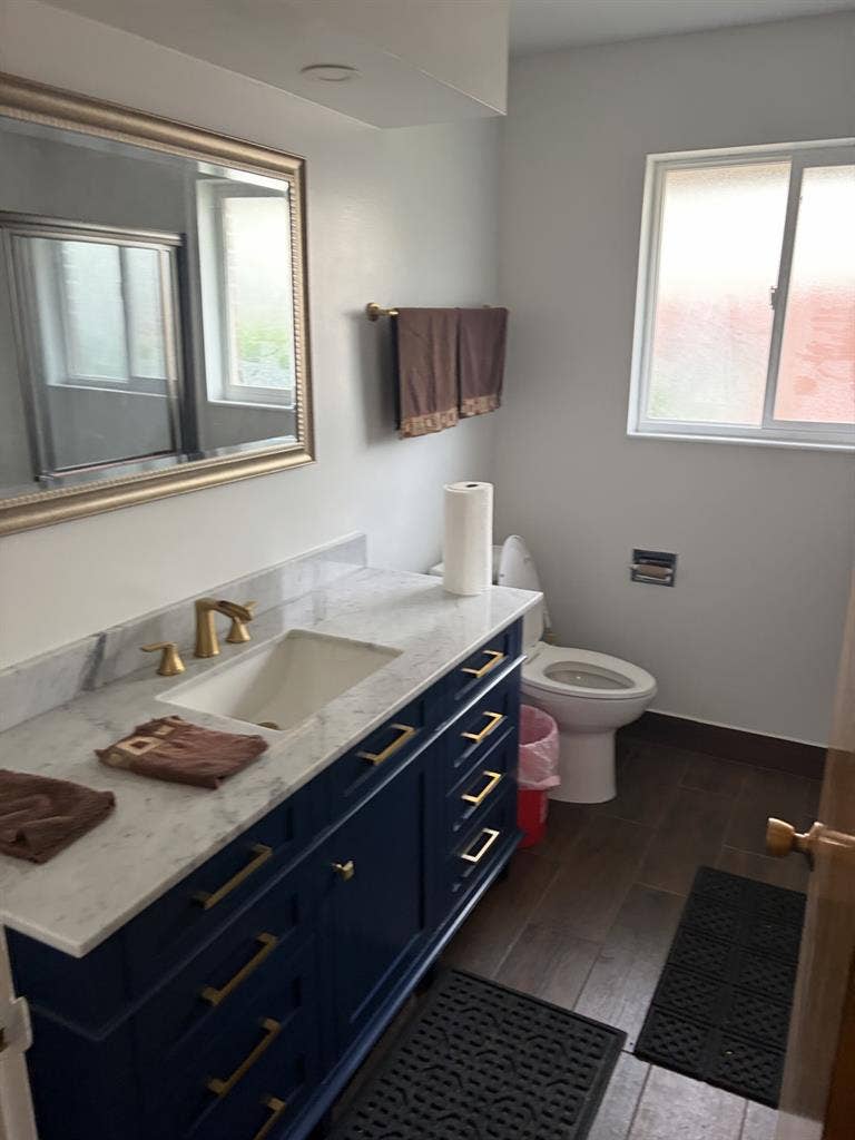 Room in Midvale $900 util included