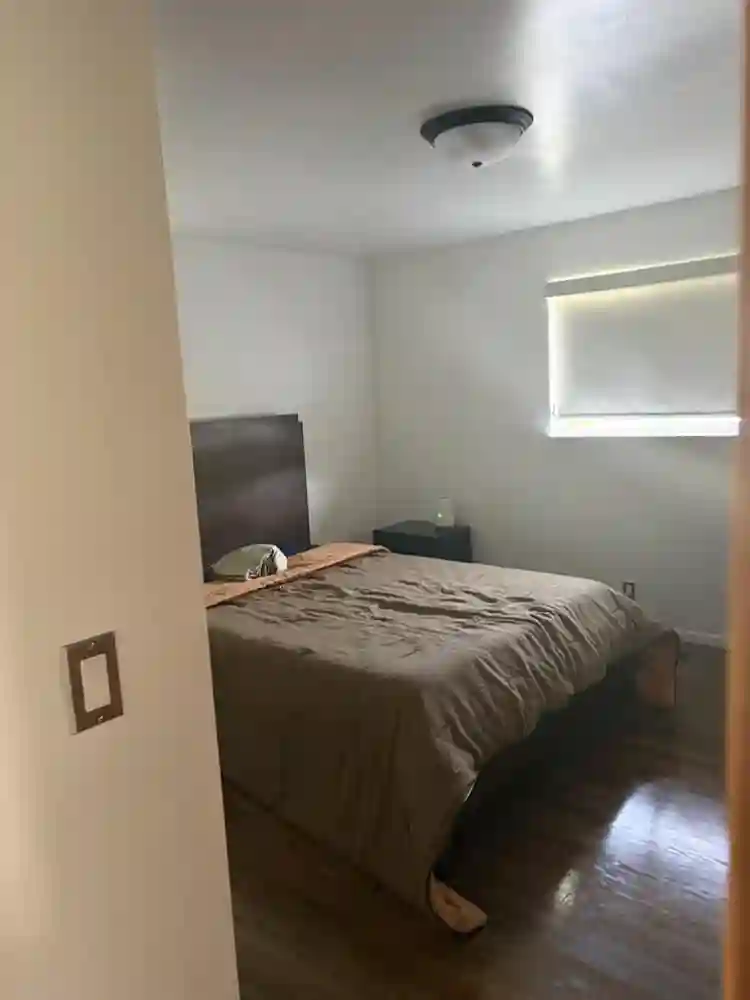 Room in Midvale $900 util included