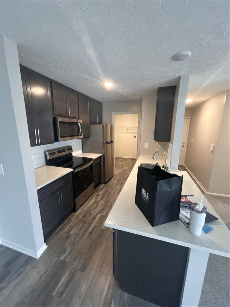 Female Roommate Wanted