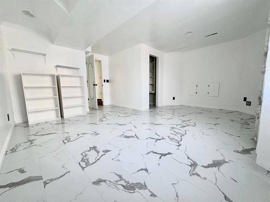 Room including all utilities