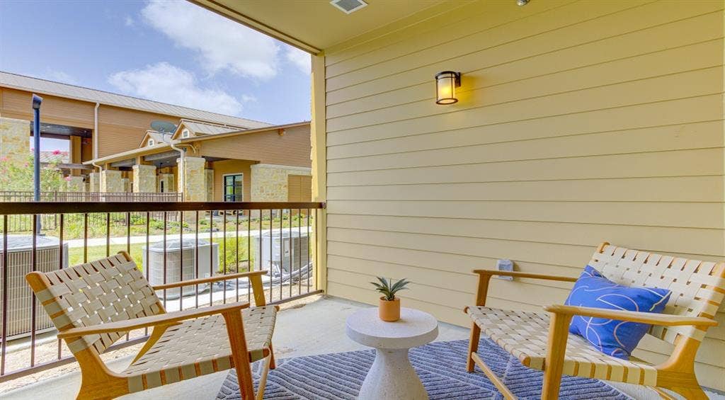 Roommate Wanted — 2BD/2BA in Katy