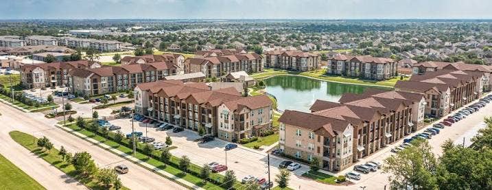 Roommate Wanted — 2BD/2BA in Katy