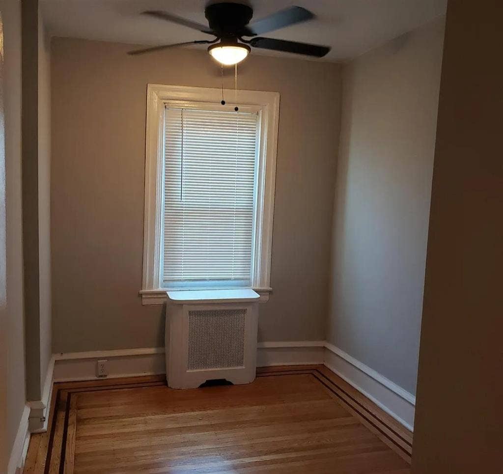 Looking for a roommate in Philly
