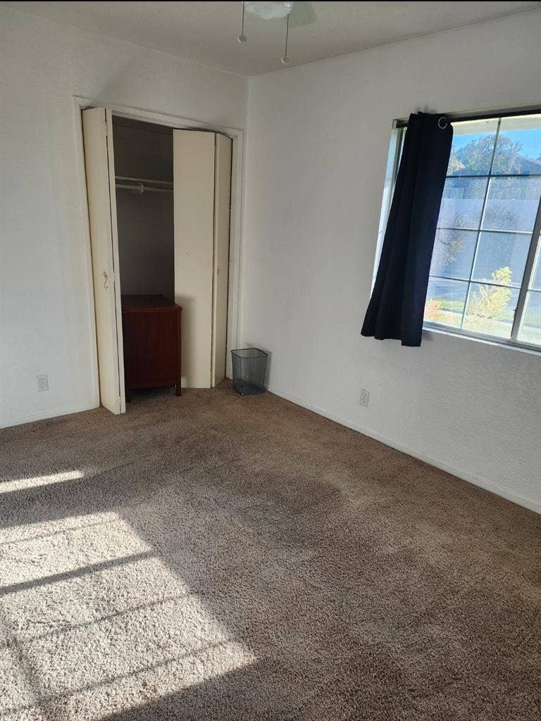 Private Bedroom in Yorba Linda