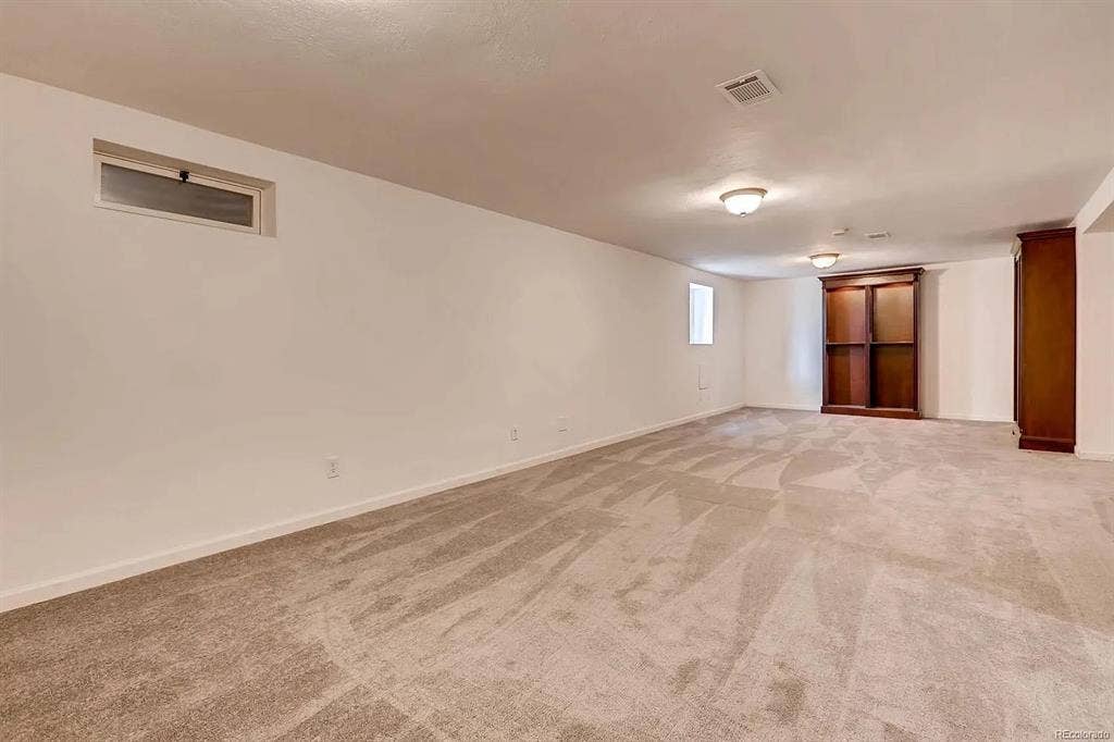 Peaceful, dog-friendly home w/ yard