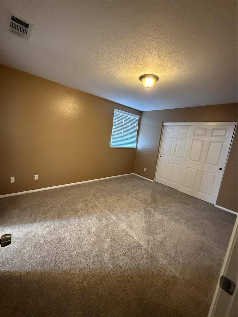 Room for Rent/ Ablo Sp@n!$h