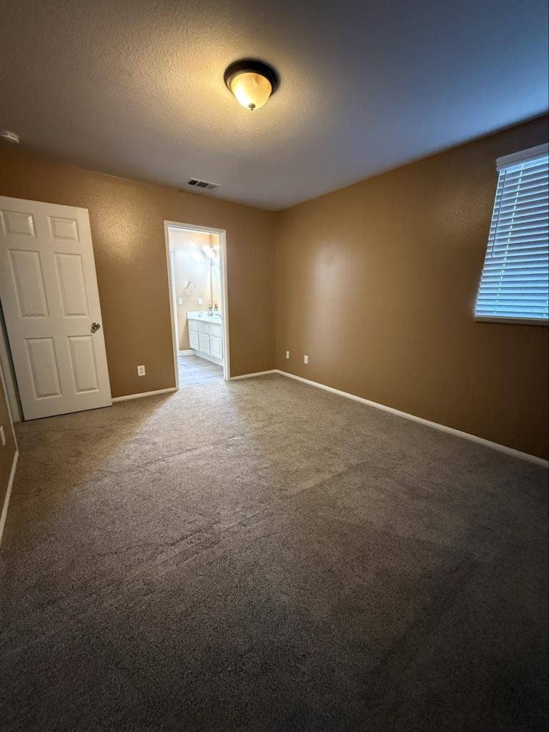 Room for Rent/ Ablo Sp@n!$h