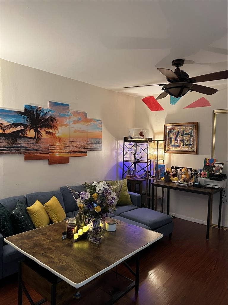 Large room for rent in Brooklyn$900