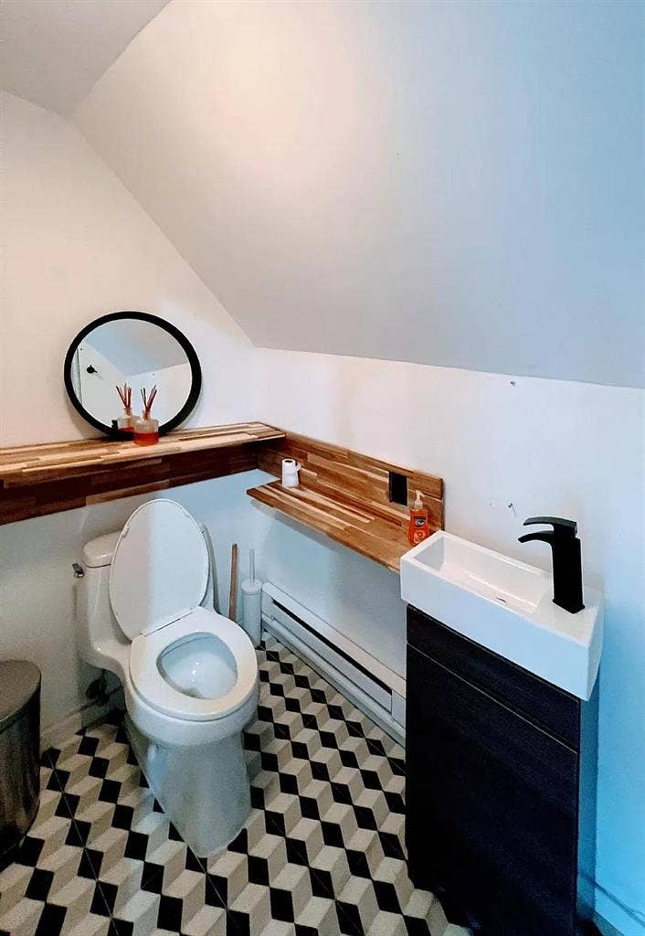 East Rock Summer Sublet