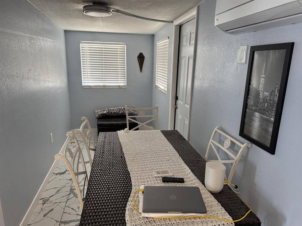 1 bed - 1 bath