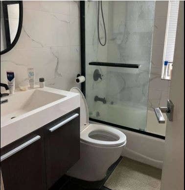 Spacious Room w Balcony Kips Bay