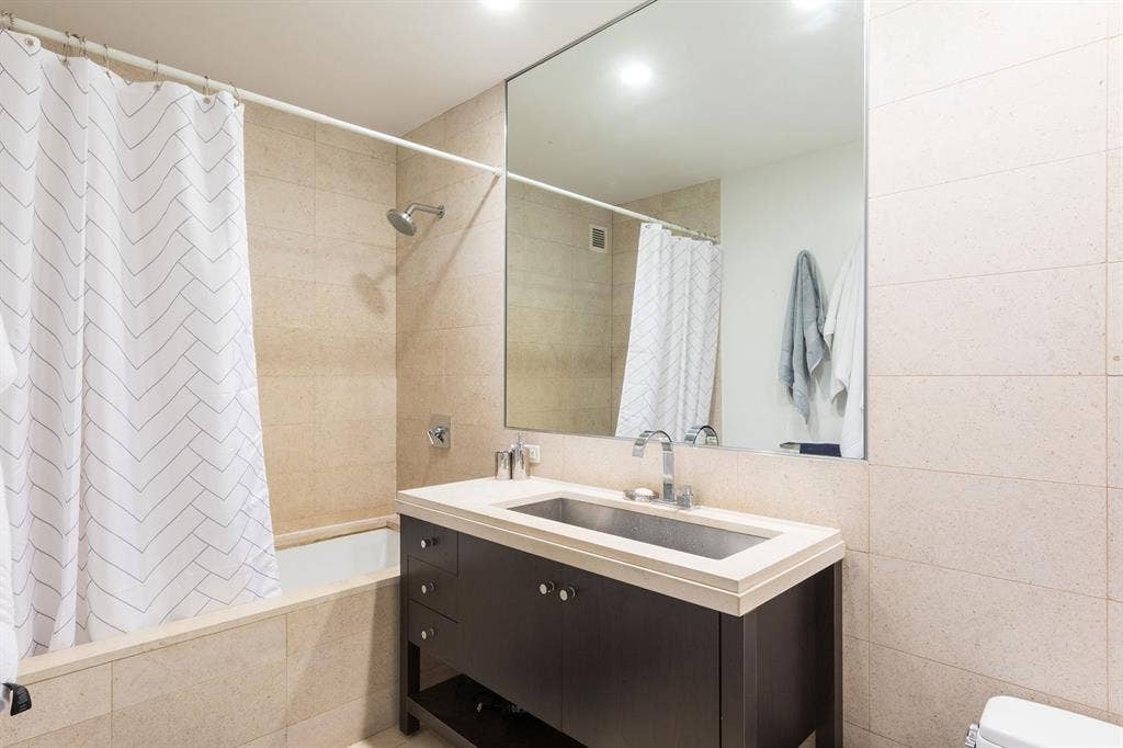 Furnished Midtown Room with Balcony