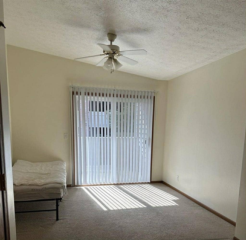 Summer Sublease Studio Apartment