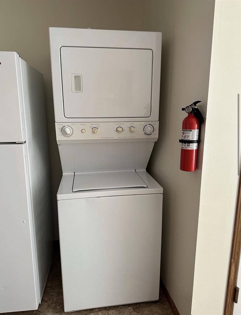 Summer Sublease Studio Apartment