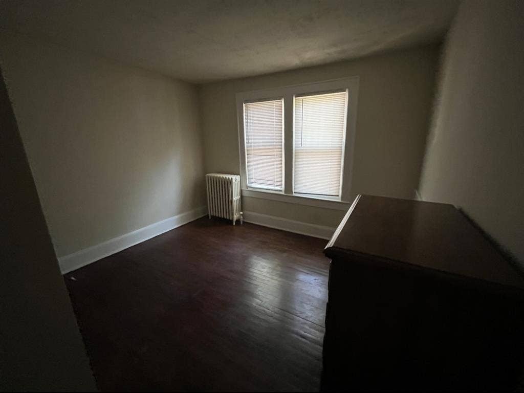 Roommate wanted