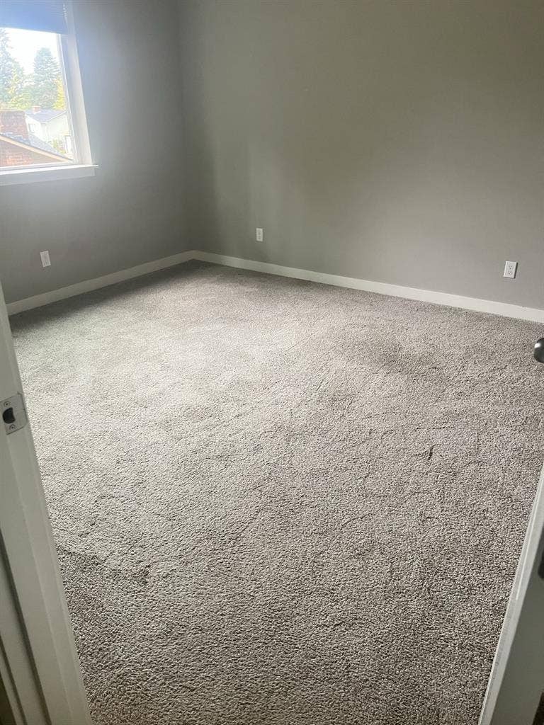 Room available for rent in Tacoma
