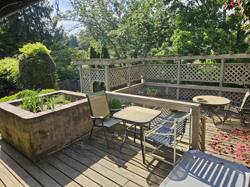 utilities included, 10x10ft room