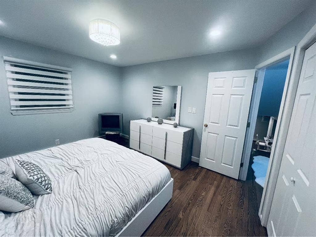 Fully Furnished Home 3 bedroom one