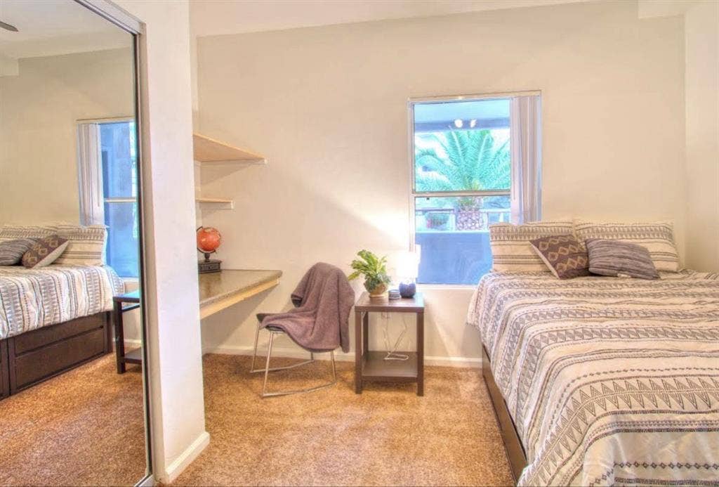 Room at the Seasons Apartment!!!