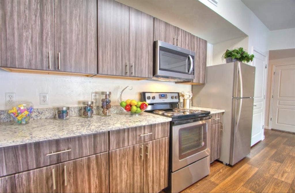 Room at the Seasons Apartment!!!