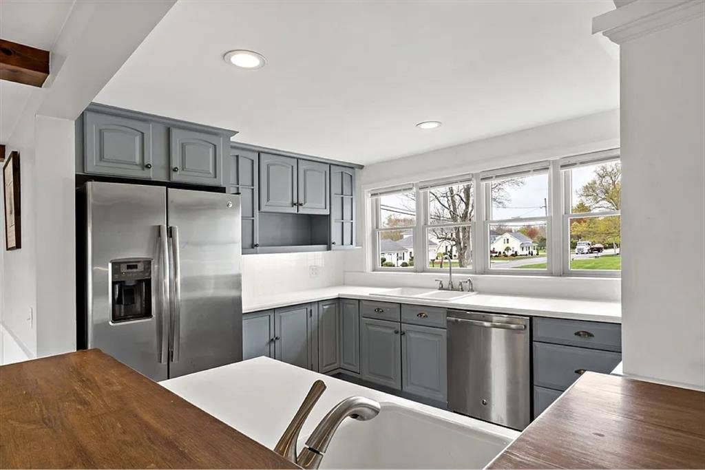 Co-Ed 3BR Shared Apartment