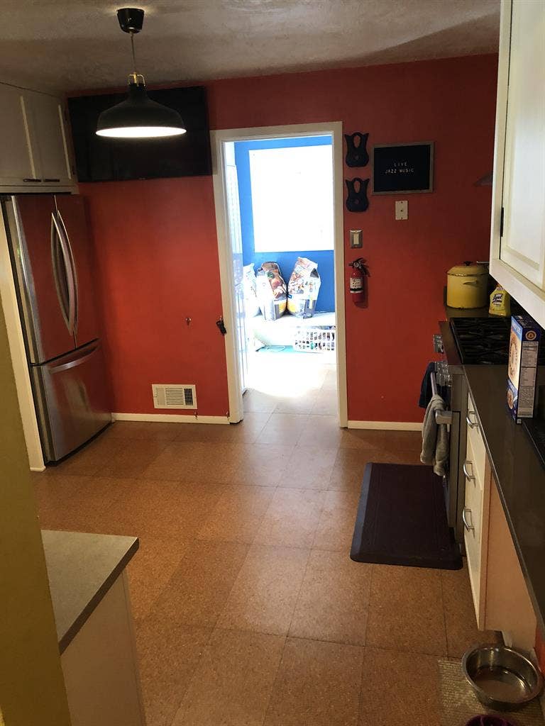 Looking for roomie in NE Heights!