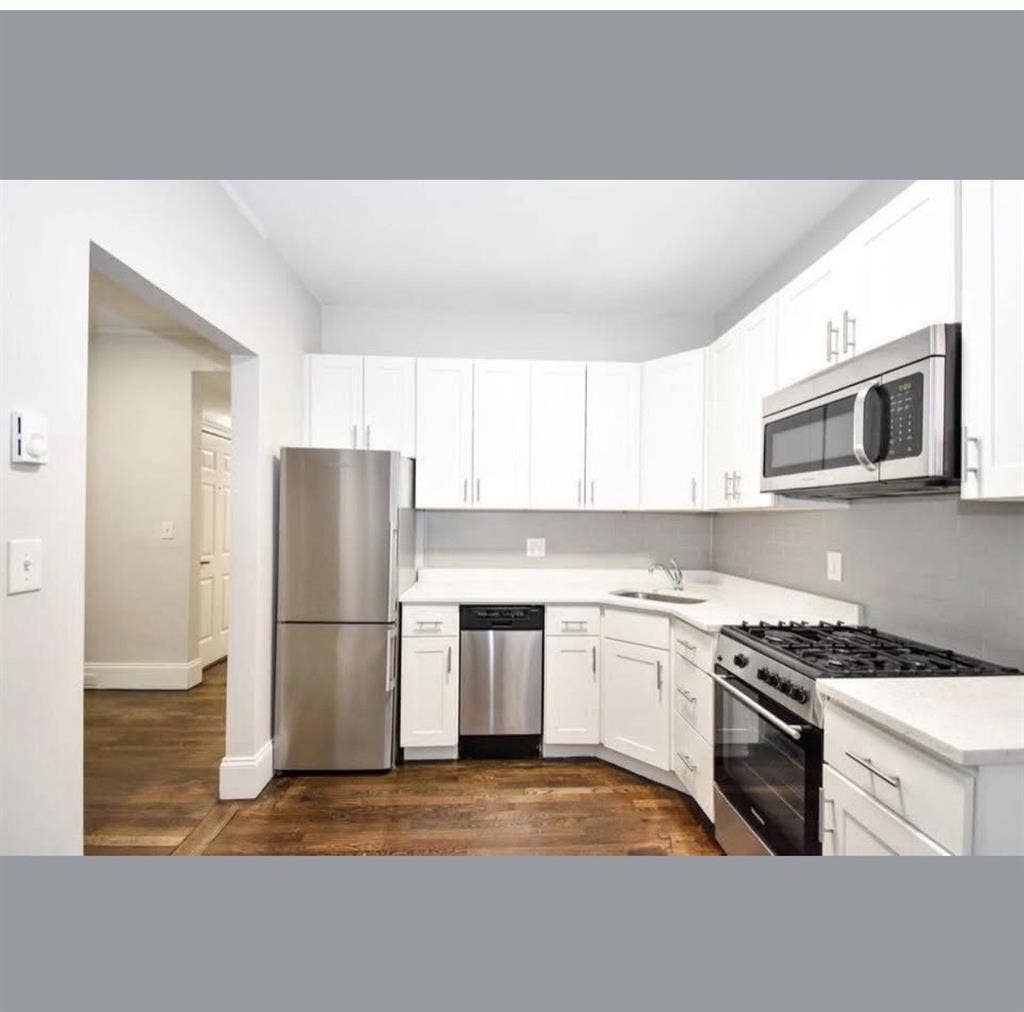 Back Bay Room for Rent