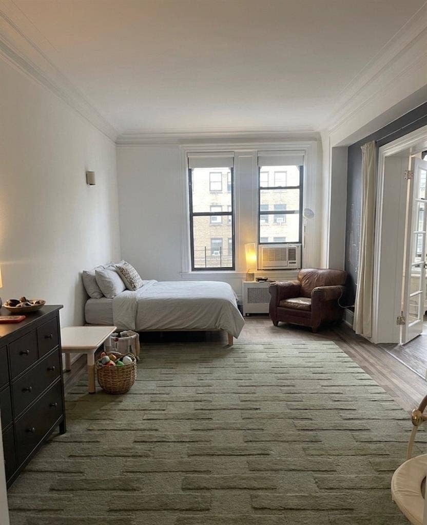 Spacious 4Bed/3bath Apartment- UWS