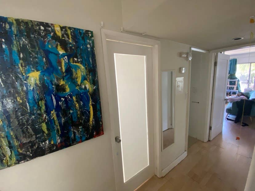 Room available immediately in HW
