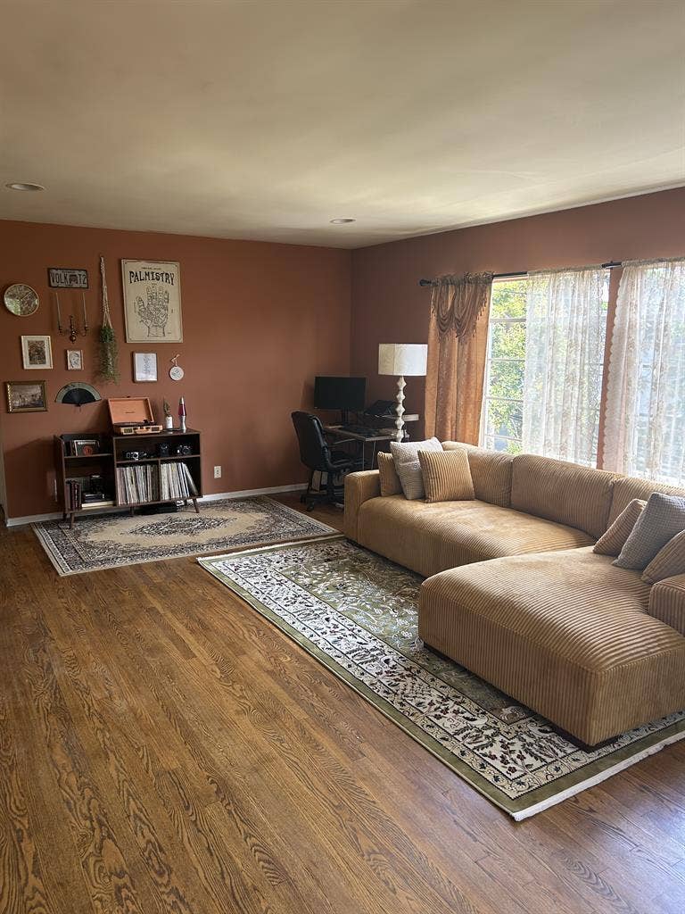 ISO roommate for century city 2B2B