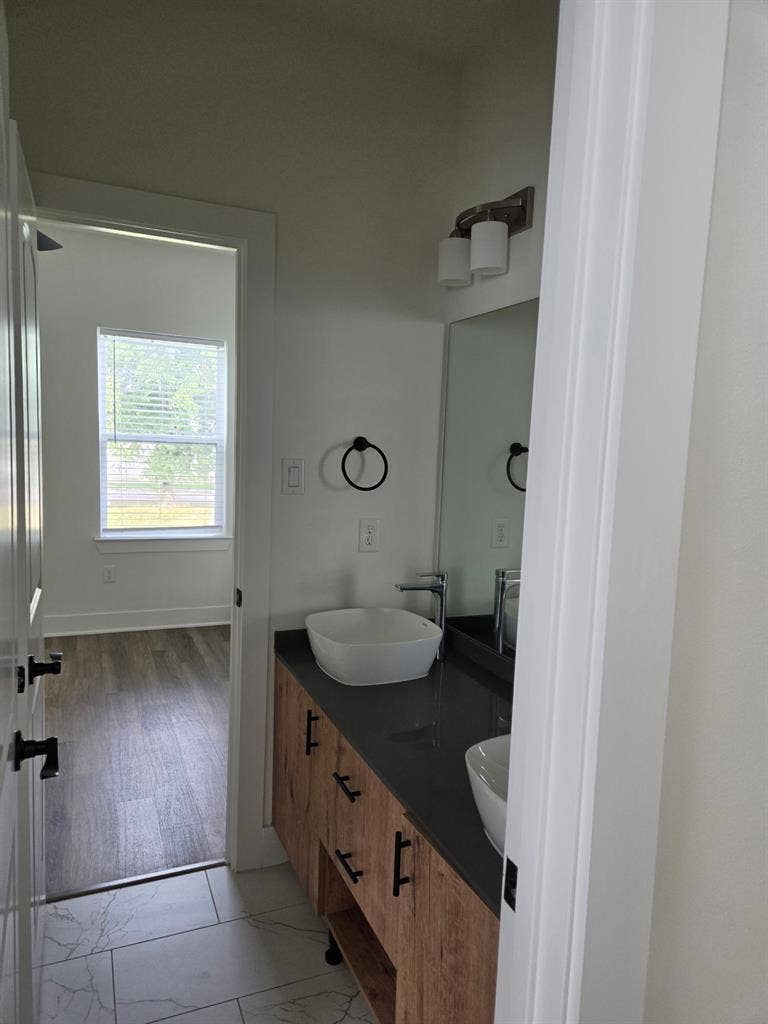 Room available in a new home