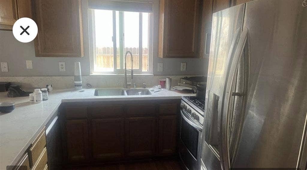 Room for rent, Rosevillee