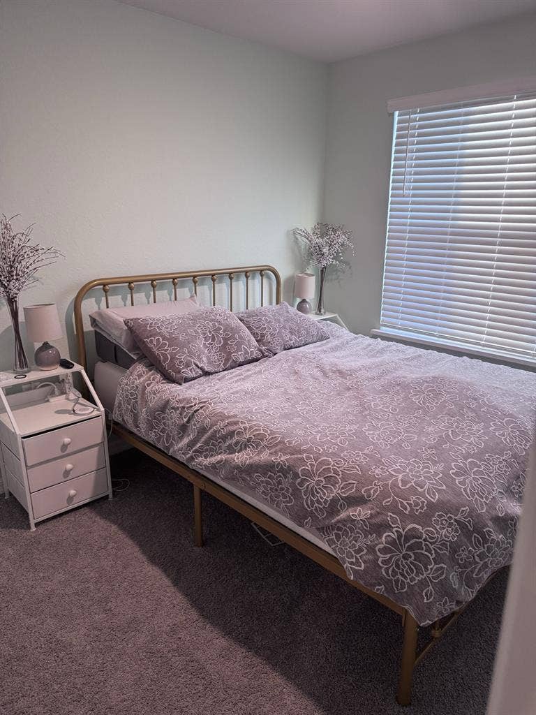 Private room and bathroom for rent