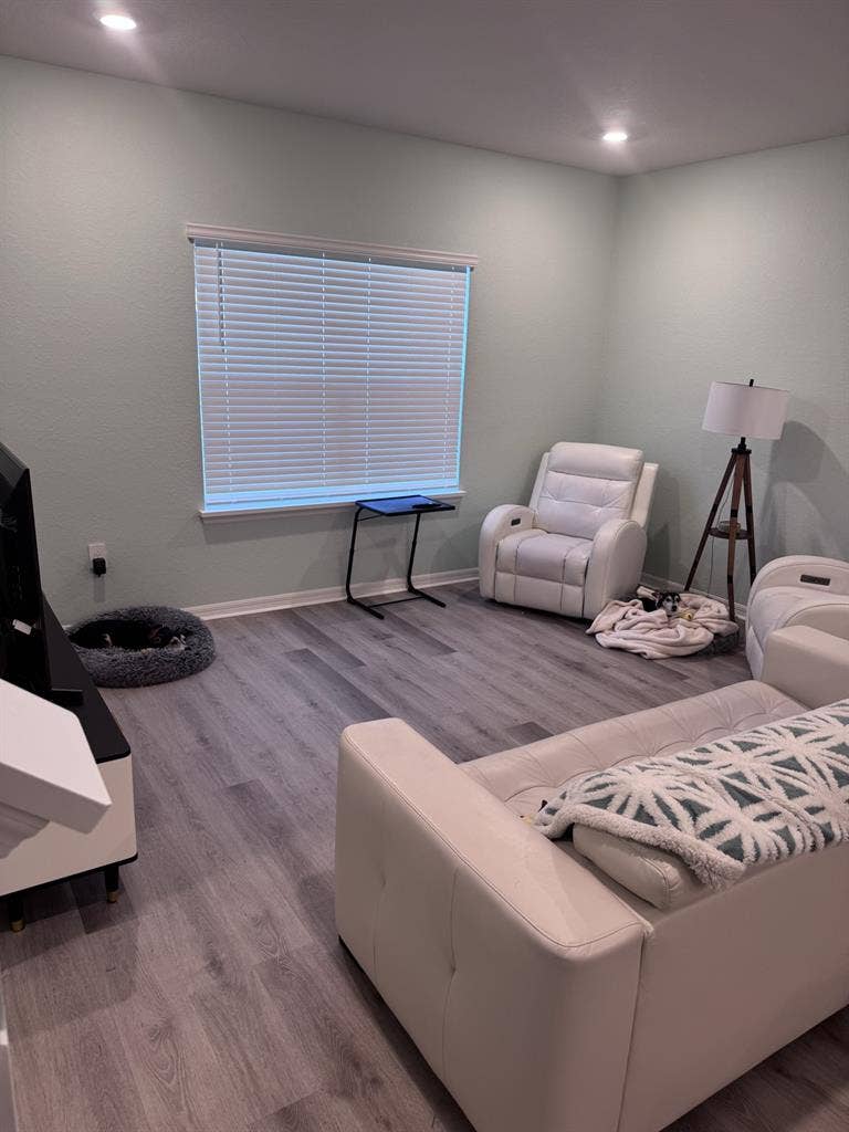 Private room and bathroom for rent