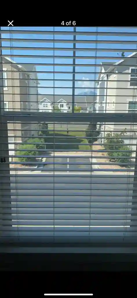 Clean Room! Price Includes All!!!