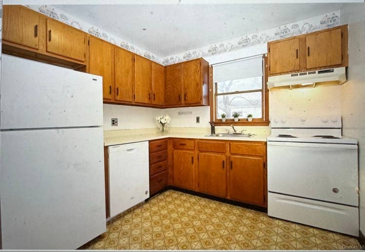 Private room in a shared apartment