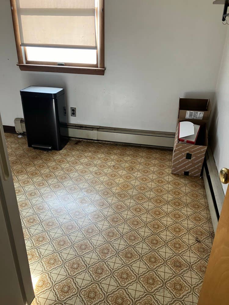 Private room in a shared apartment