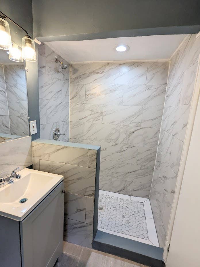 Nice Room (Private Bath & Entrance)