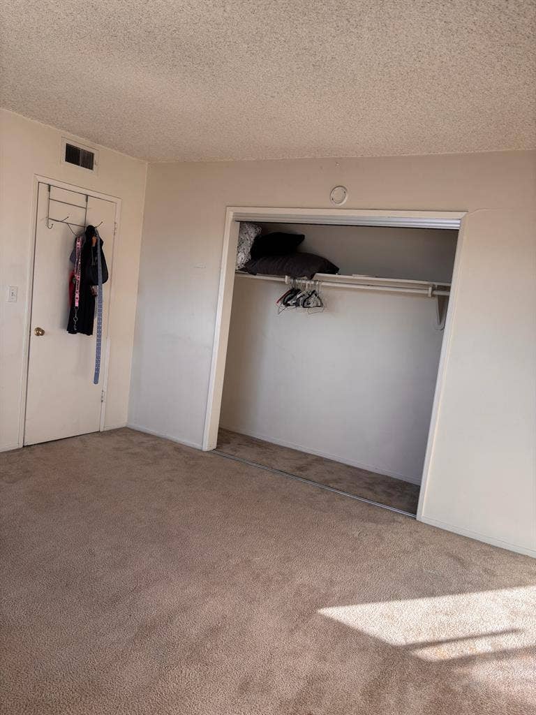 Room for rent in Alhambra!