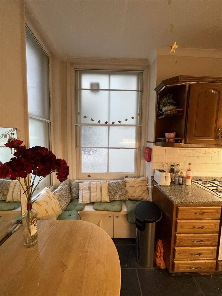 Beautiful room in central London
