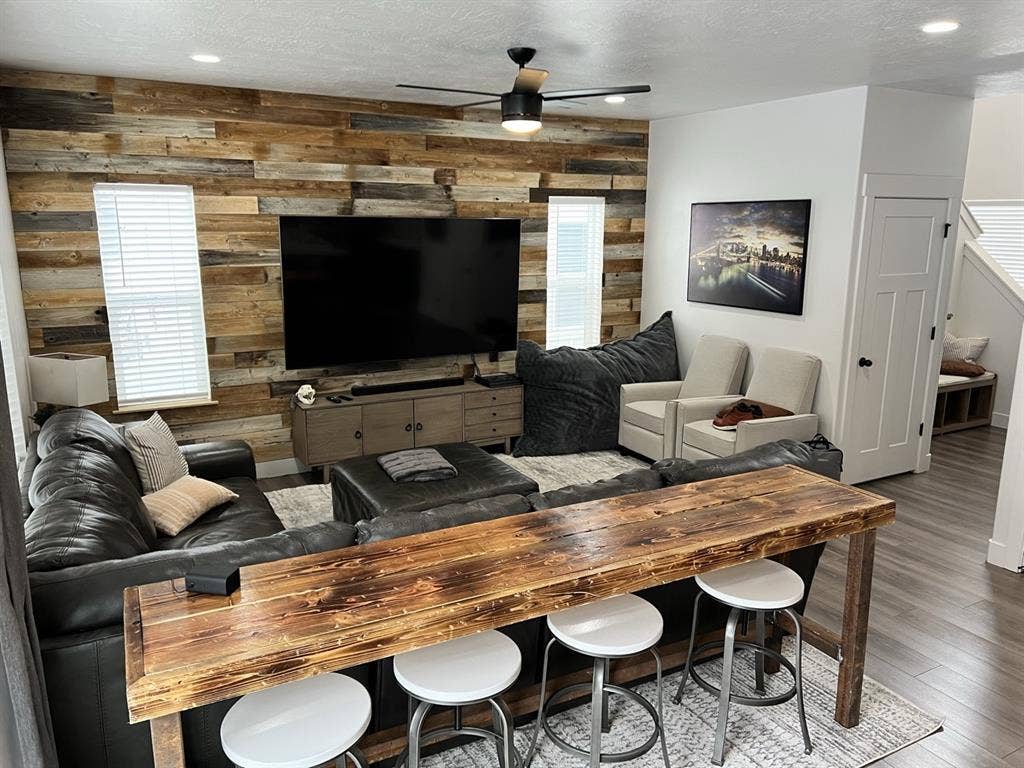Private Male Room