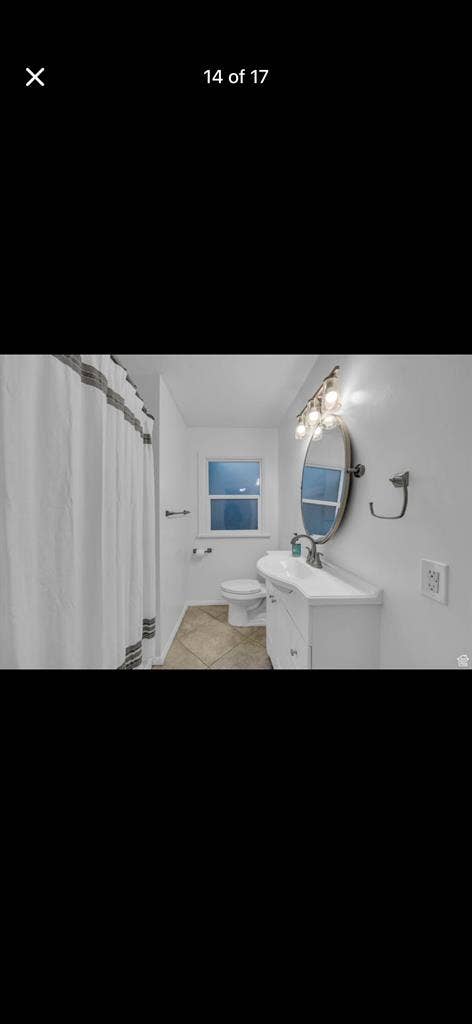 Room for rent- Available June