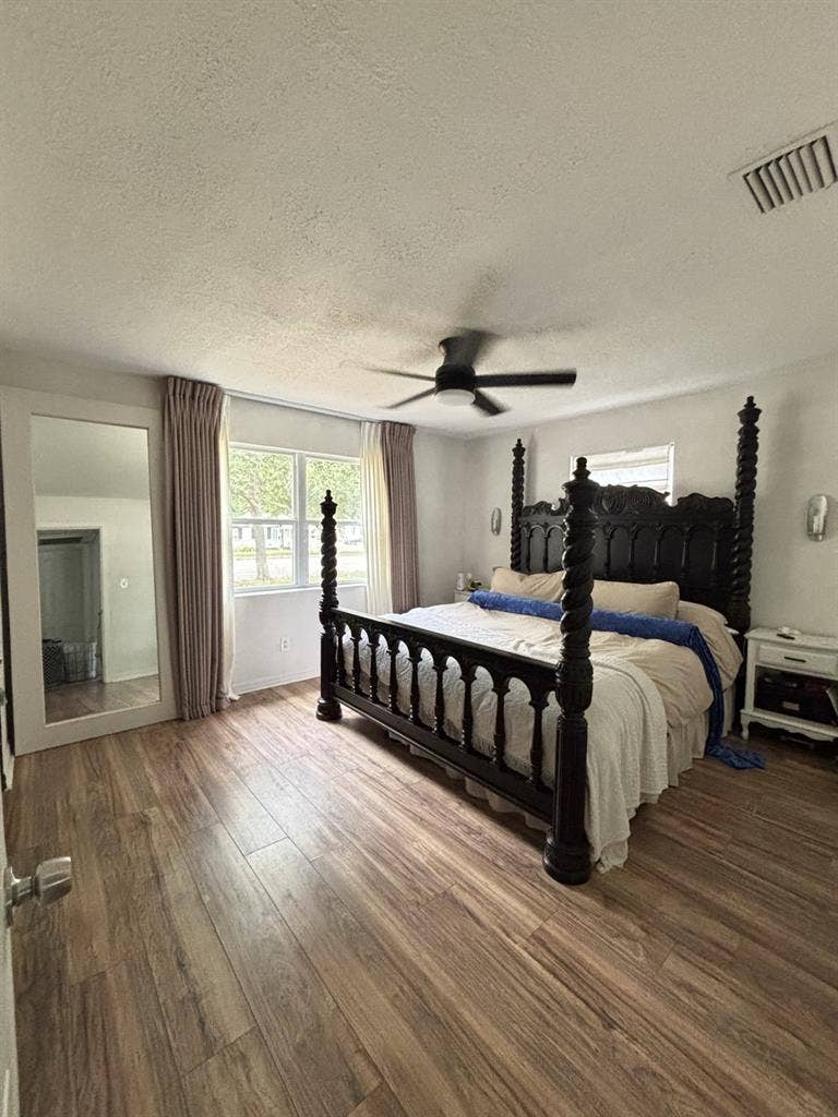 2/1 bungalow