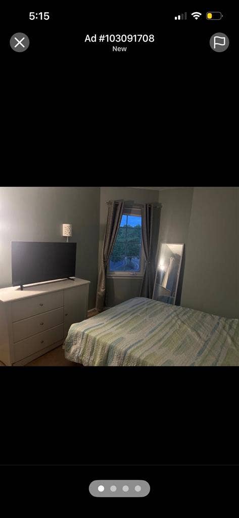 Room for rent in crestwood condos l
