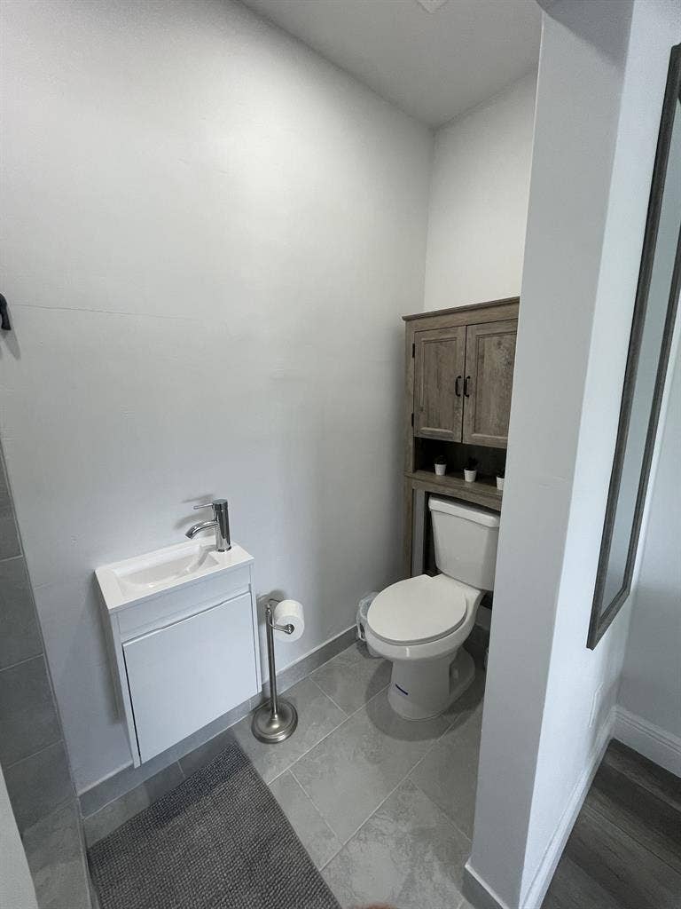 studio for rent utilities incl.