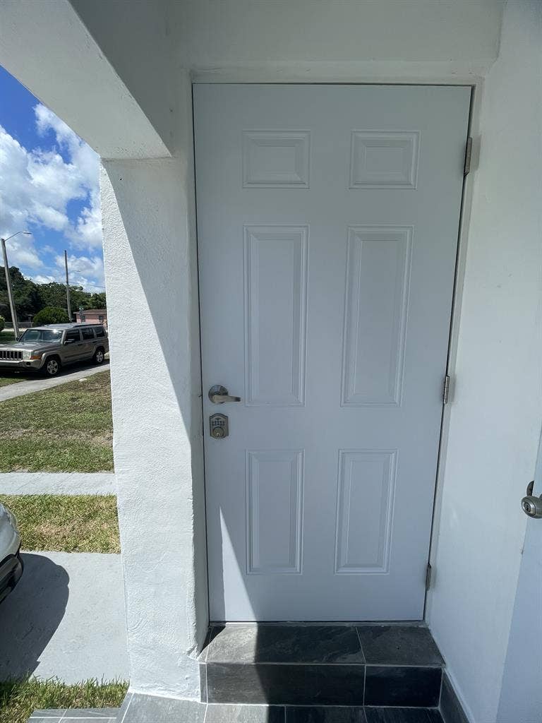 studio for rent utilities incl.